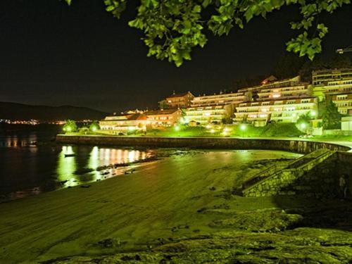 Hotel Corcubion Playa De Quenxe 外观 照片