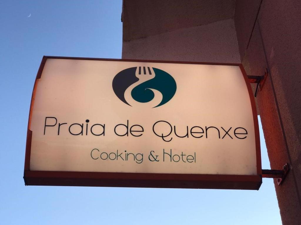 Hotel Corcubion Playa De Quenxe 外观 照片